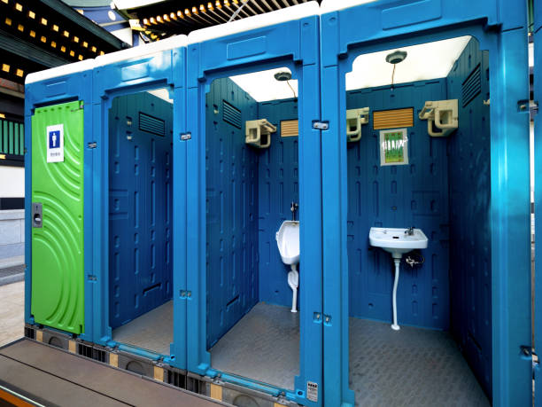 Best Construction site porta potty rental  in Riverside, MO