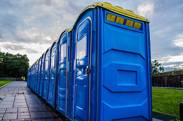 Best Emergency porta potty rental  in Riverside, MO